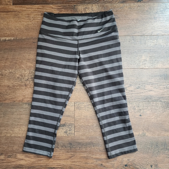 Two Nike Leggings Womens Small Lot Of 2 Pair Dri-Fit - Picture 2 of 10